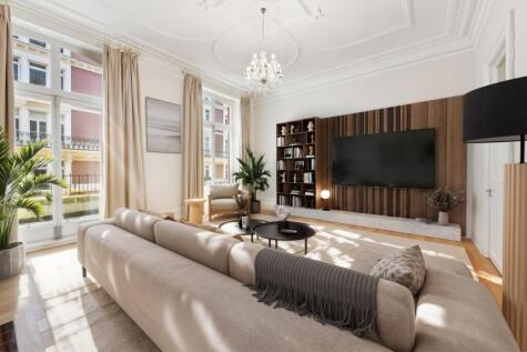 Carlisle Mansions, 
Carlisle Place, SW1P