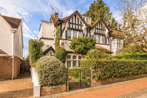 Akehurst Street,
Roehampton, SW15