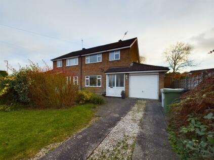 Macclesfield - 3 bedroom semi-detached house for sale
