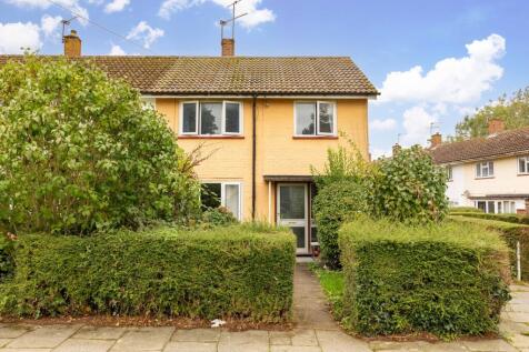 Denchers Plat, Crawley, RH11