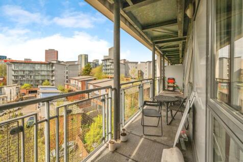 Longleat Avenue, Birmingham