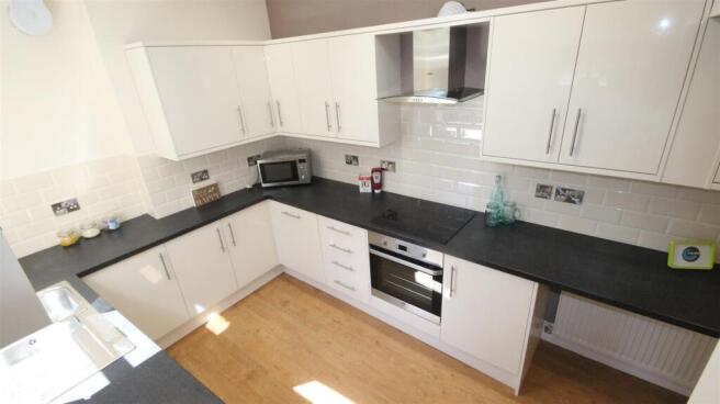 19 Wiseton Road Kitchen.JPG