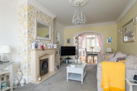 Renshaw Road, High Storrs, S11