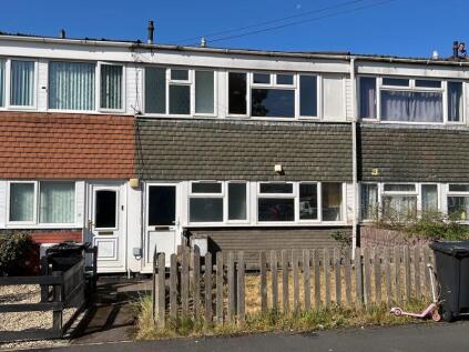 Bifield Gardens, Stockwood, BS14