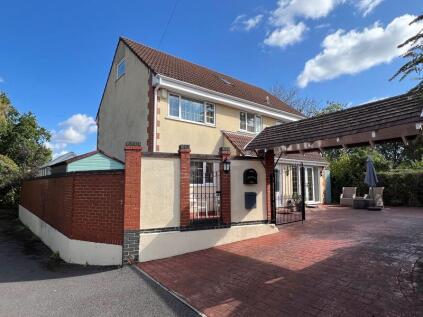 Staunton Lane, Whitchurch Village, Bristol, BS14