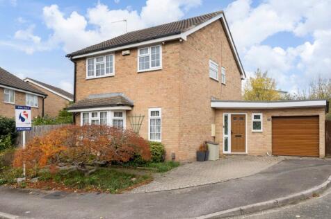 Darwin Close, Cheltenham, GL51