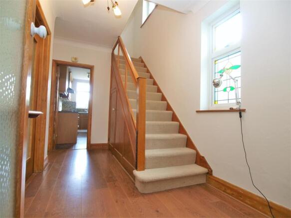 Hallway.jpg