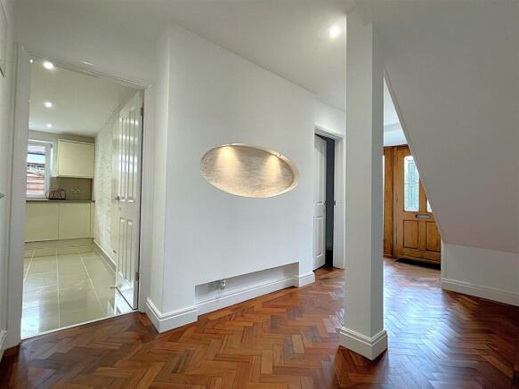 Hallway.jpg