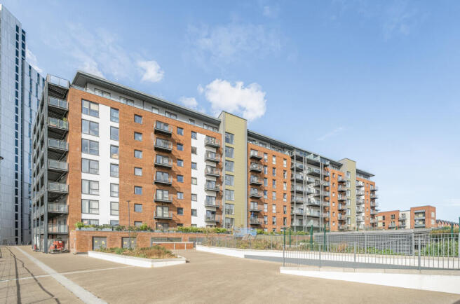 1328530-2-687e9e0...