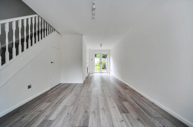 1364446-24-68ecf5...