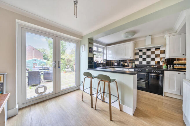 1370385-30-68fa39...