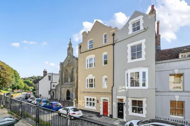 3 the high street tn34 (16).jpg