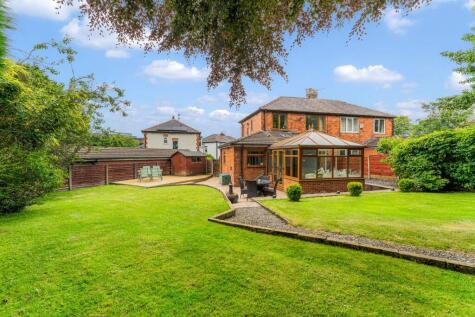 Outwood Grove, Bolton, BL1