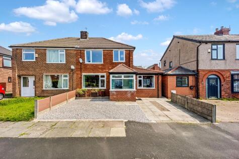 Queens Avenue, Bromley Cross, Bolton, BL7