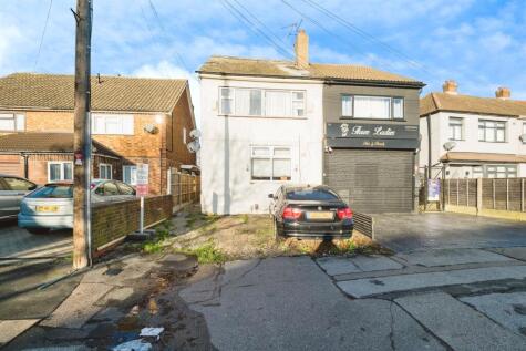 Cherry Tree Lane, Rainham