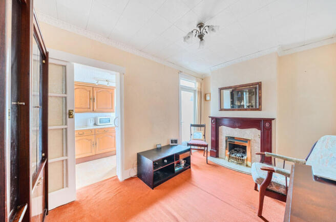 10-681a2eed30fcd-...