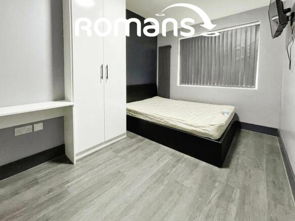 c7354c8a-Room