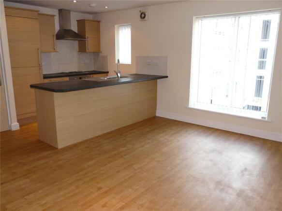 Dining/Kitchen Area