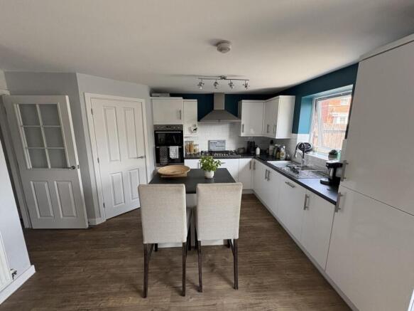 Kitchen / Diner