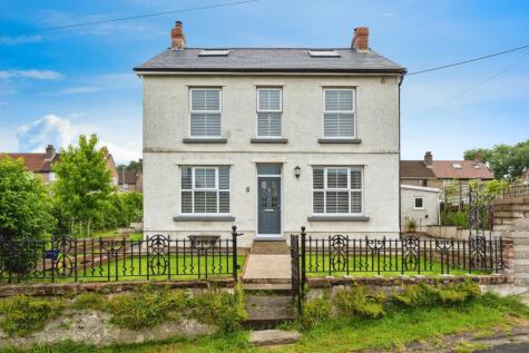 Heol Maes Pica, Lower Cwmtwrch, Swansea, Powys, SA9