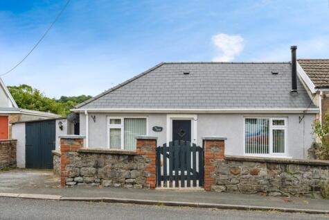 Ynyswen Cottages, Brecon Road, Penycae, Swansea, SA9