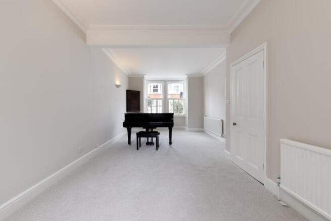 Trewint Street 8- li