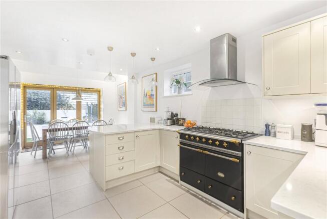 Kitchen/Breakfast