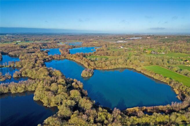 Moor Green Lakes