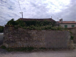 Photo of 17400 LES EGLISES-D'ARGENTEUIL, Charente-Maritime, France