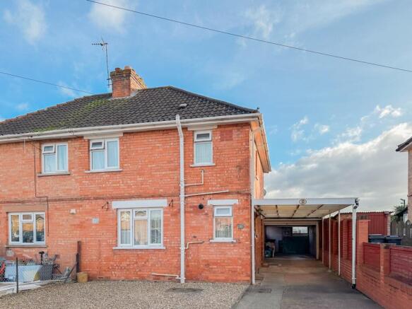 2/3 Bedroom Semi Detached for Sale