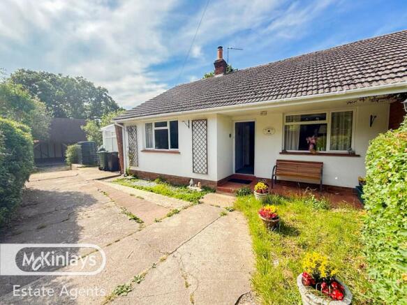 Semi-detached Bungalow set on a large plot