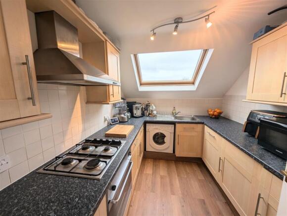 04-1-kitchen-landscape.jpg