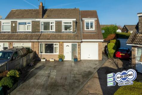 Carlton Garth, Alwoodley