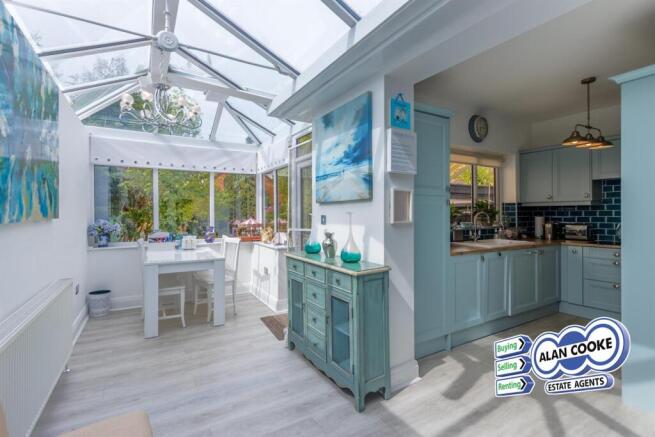 GARDEN ROOM