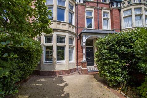 Victoria Square, Penarth