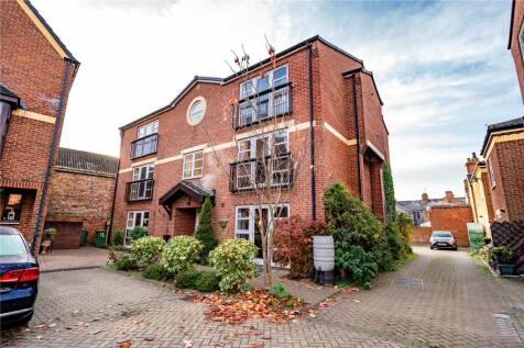 Wellowgate Mews, GRIMSBY, Lincolnshire, DN32