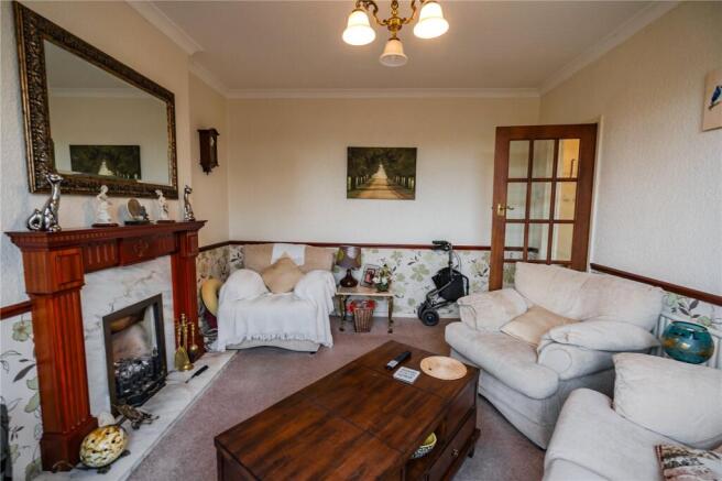 Living Room (2)