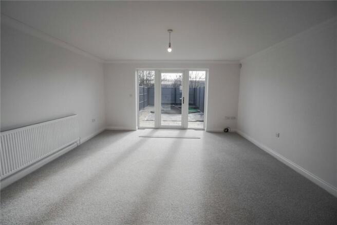 Living Room (2)