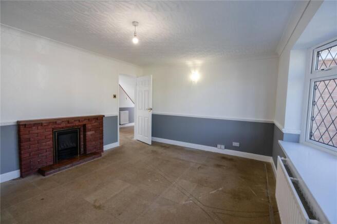Living Room (2)