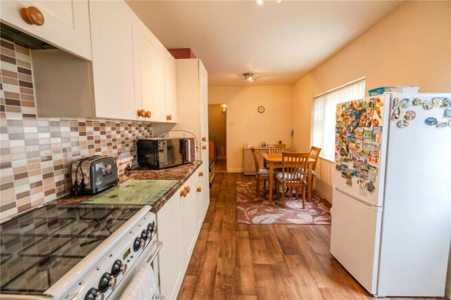 Kitchen (2)
