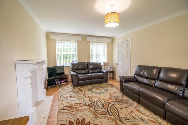 Living Room (2)