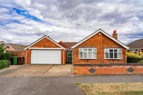 Chestnut Road, Waltham, Grimsby, Lincolnshire, DN37