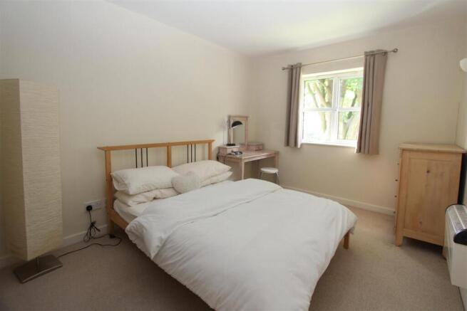 Bedroom1.JPG