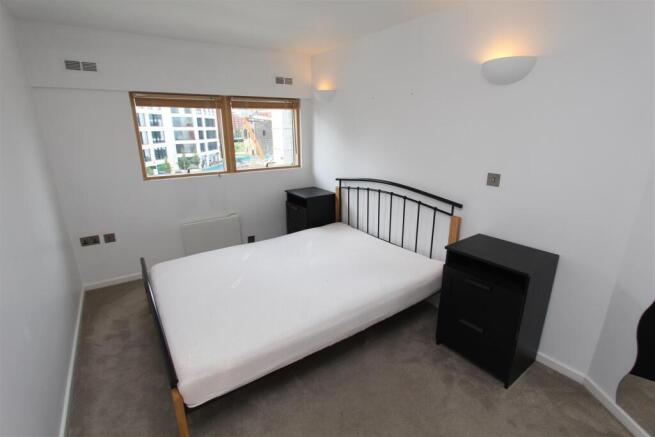Bedroom.JPG
