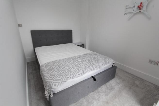 Bedroom.JPG