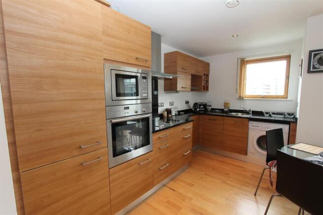 Kitchen.JPG