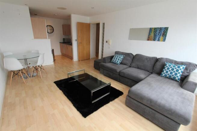 Living Room 2.JPG