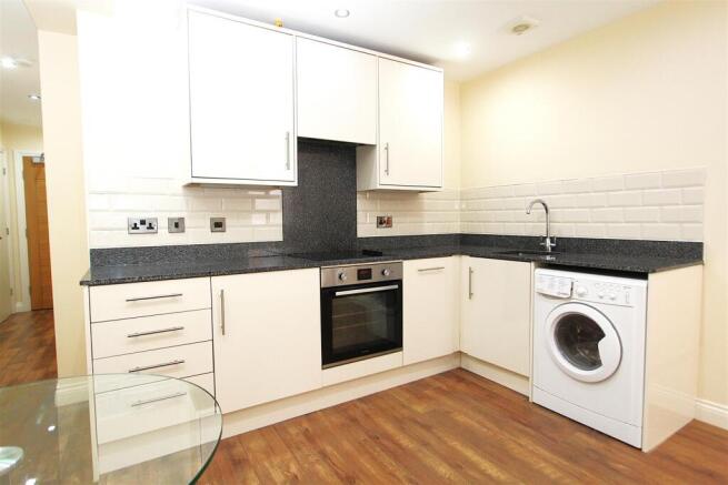 Kitchen.JPG