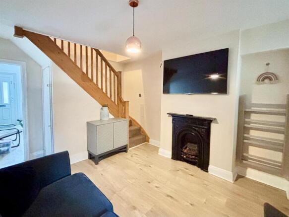 Living Room .jpg