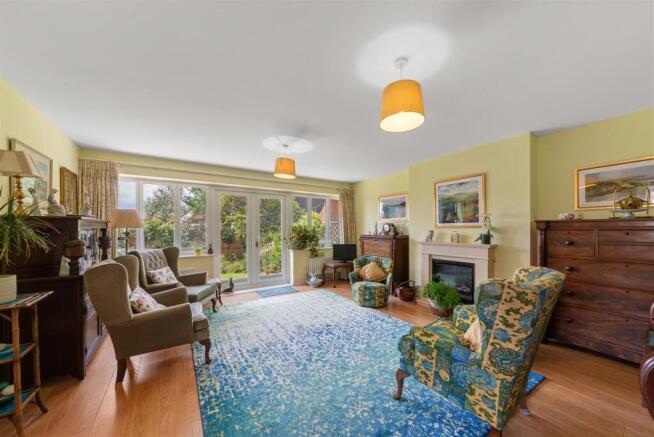 3 Childsbridge Farm Place 16.jpg